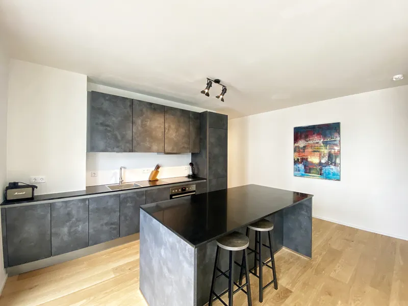Bright and spacious new-build near Bundesplatz | available now — photo 1
